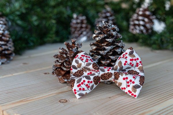 Holly and Berries Bow Tie